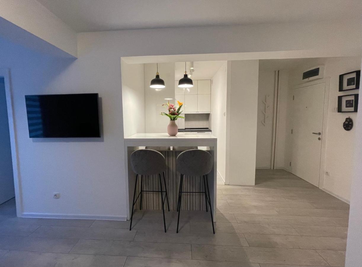 Central Lux Bajina Basta Exteriör bild